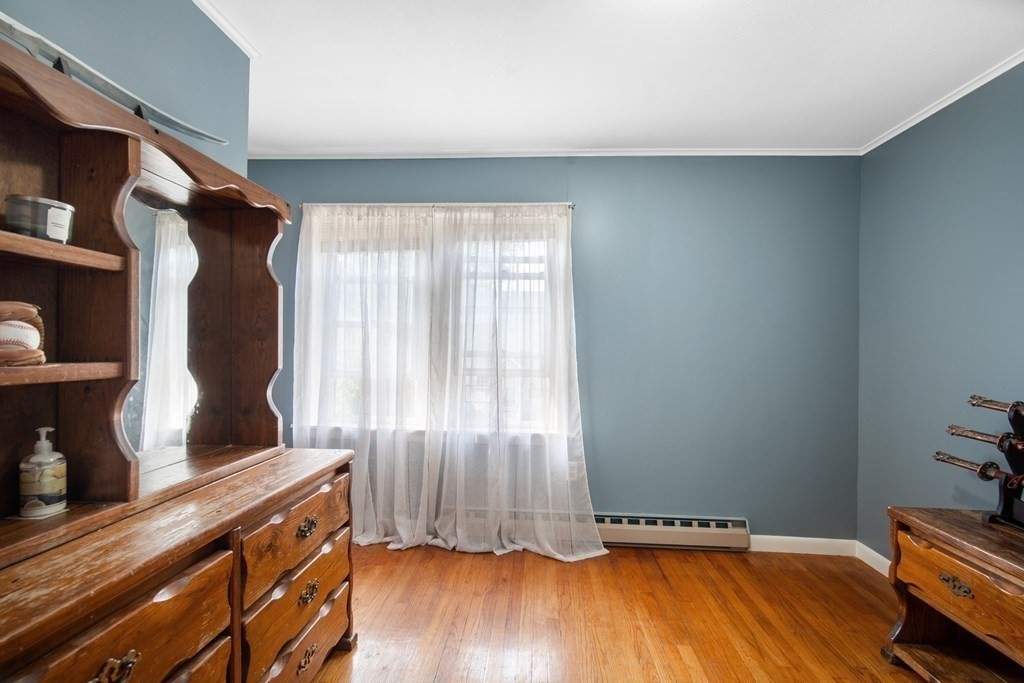 21 Porter Street Springfield, MA 01104 - Photo 24 of 34