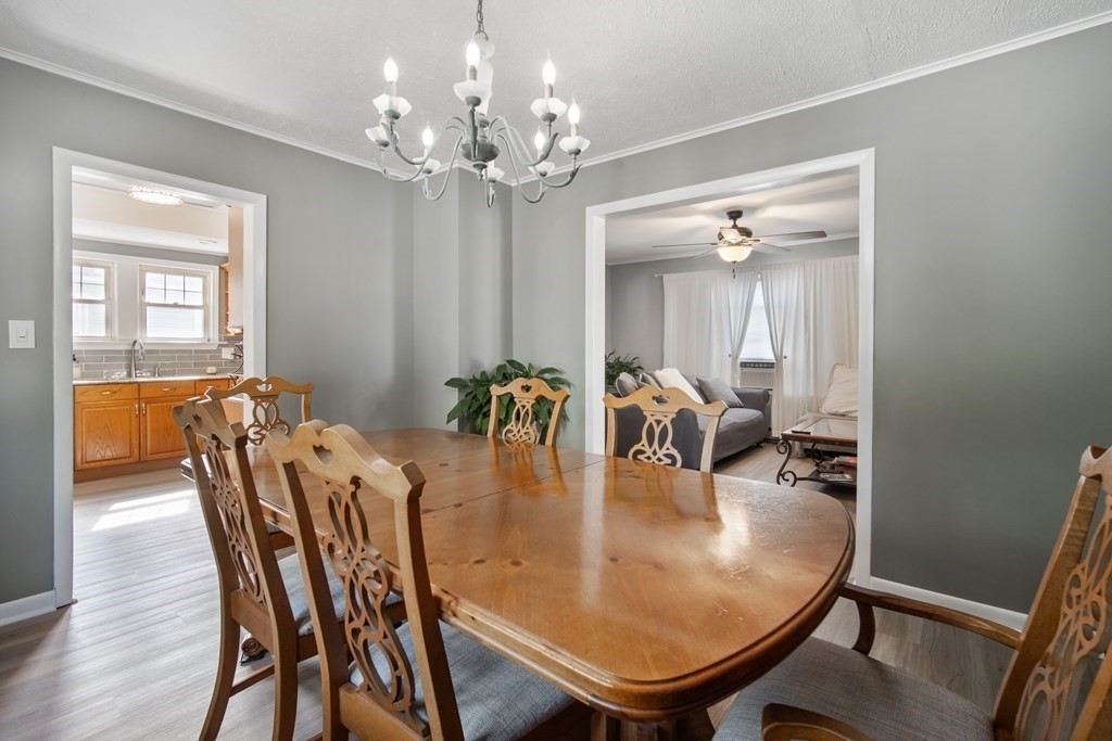 21 Porter Street Springfield, MA 01104 - Photo 10 of 34