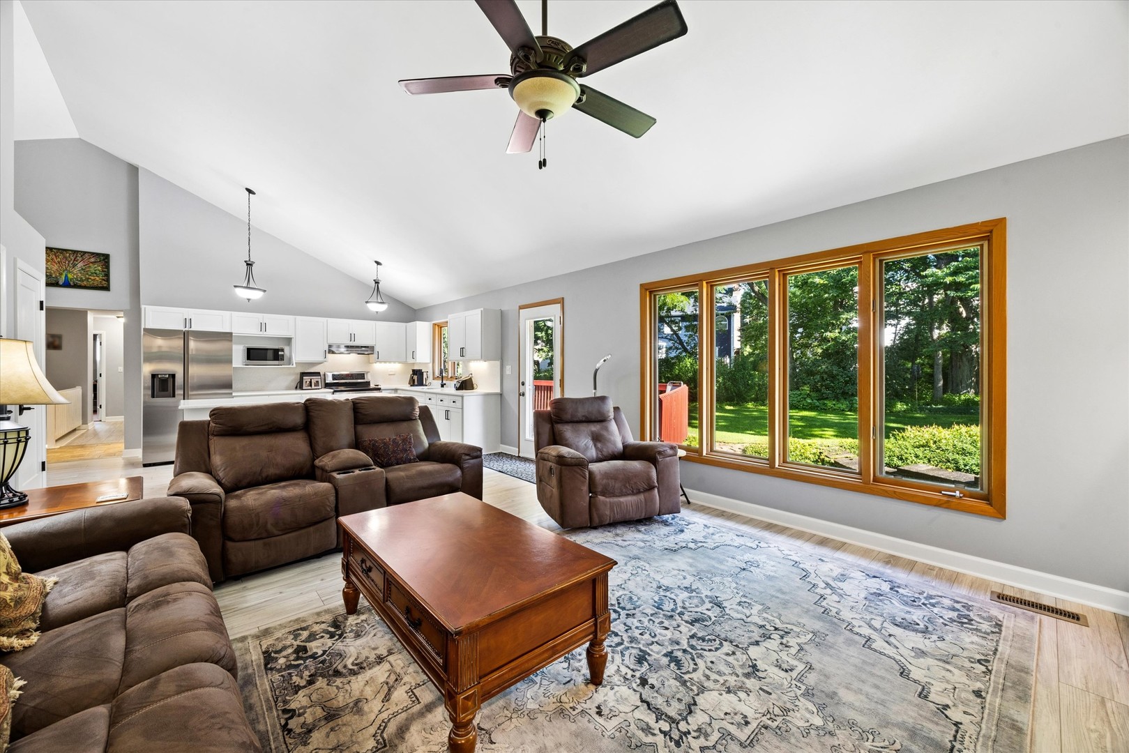 1153 Brighton Road Naperville, IL 60563 - Photo 3 of 32