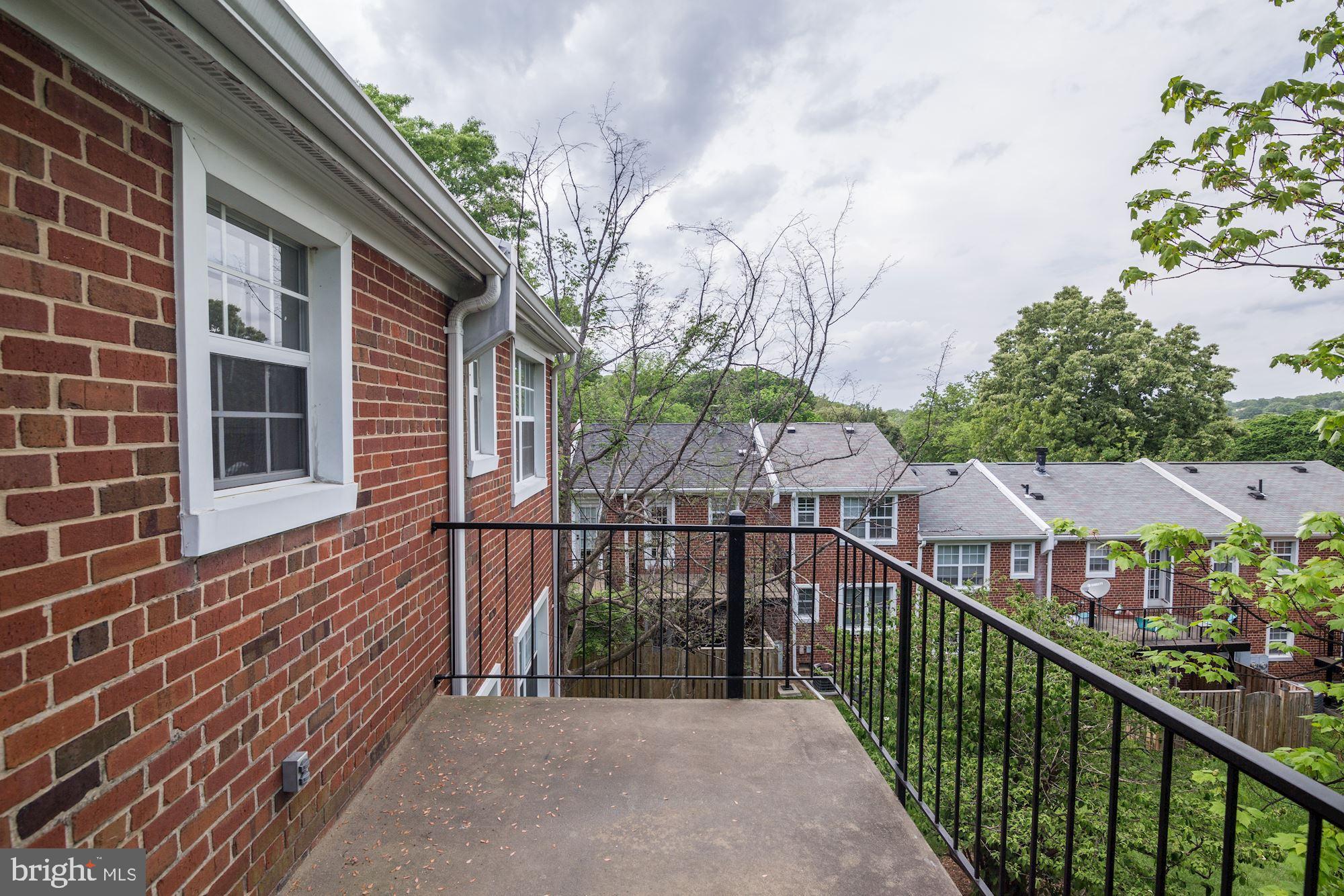 4626 B 28th Road South, Unit B Arlington, VA 22206 - Photo 19 of 22 a view of a street from a balcony