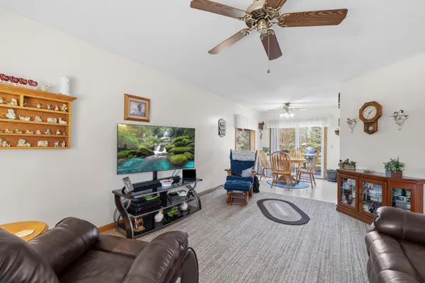 $375,000 | 5610 Cedarwood Street Northeast, Prior Lake, MN 55372