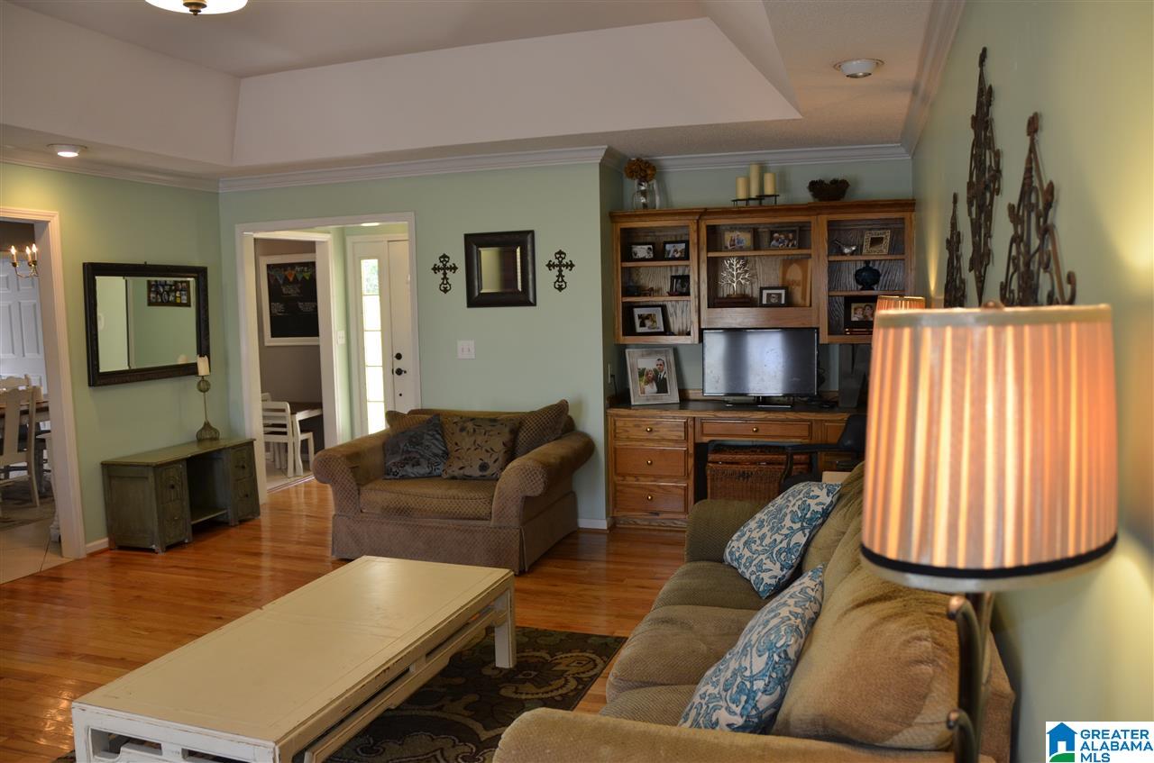 240 Lakeshore Circle Oneonta, AL 35121 - Photo 18 of 35