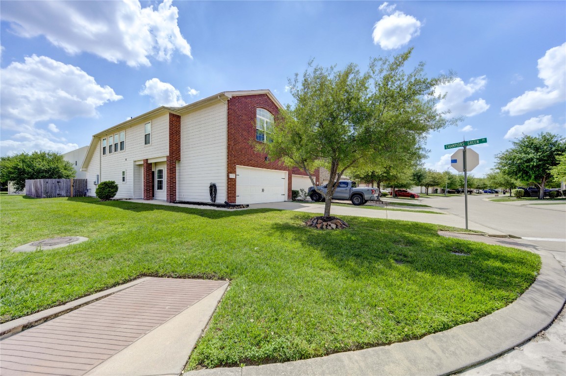 5103 Dartmoor Ridge Trail Houston, TX 77066 - Photo 39 of 47 Corner lot in quiet neighborhood.