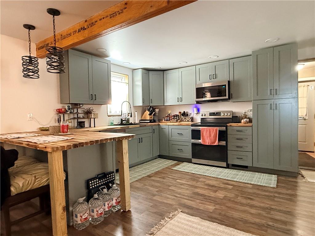 2270 Freeport Road Kittanning, PA 16201 - Photo 7 of 19 Newly Remodeled Kitchen!