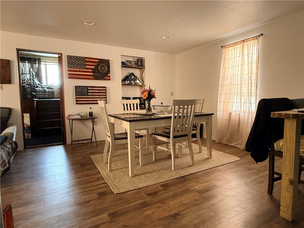 2270 Freeport Road Kittanning, PA 16201 - Photo 8 of 19 Dining area