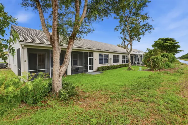 $4,000 | 7832 Rockford Road, Boynton Beach, FL 33472