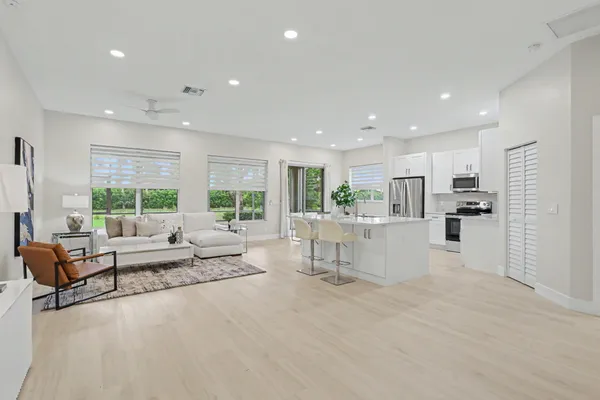 $4,000 | 7832 Rockford Road, Boynton Beach, FL 33472