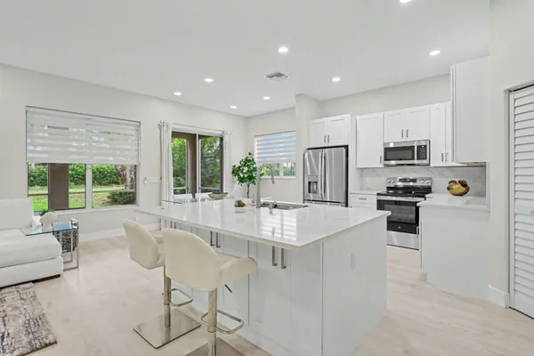 $4,000 | 7832 Rockford Road, Boynton Beach, FL 33472