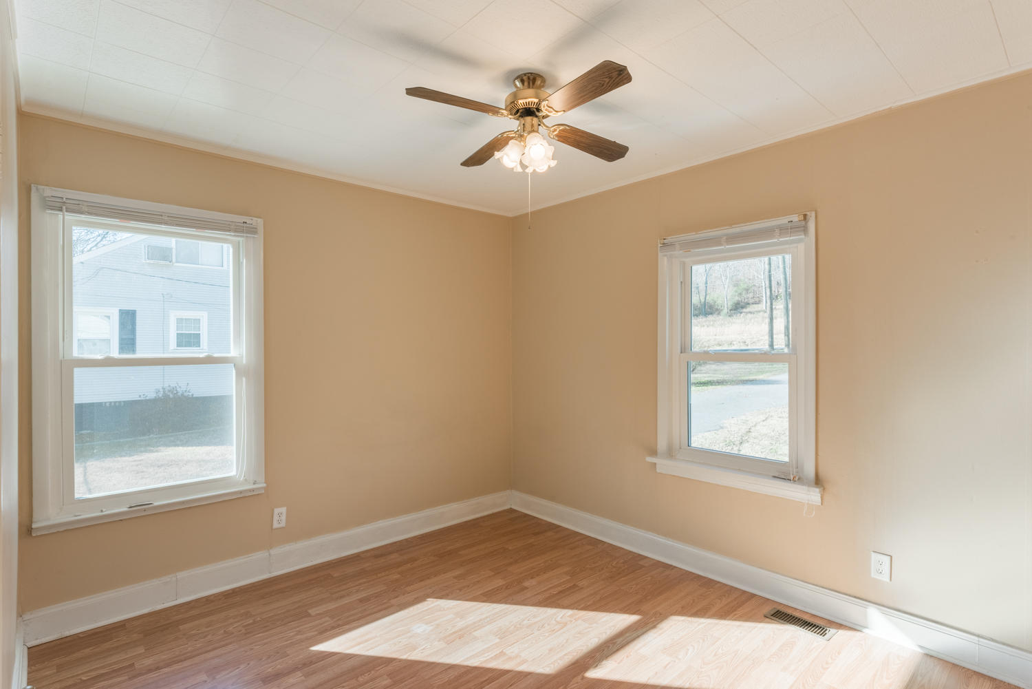 953 Chattanooga Valley Road Flintstone, GA 30725 - Photo 11 of 19 953_Chattanooga_Valley_Rd_23