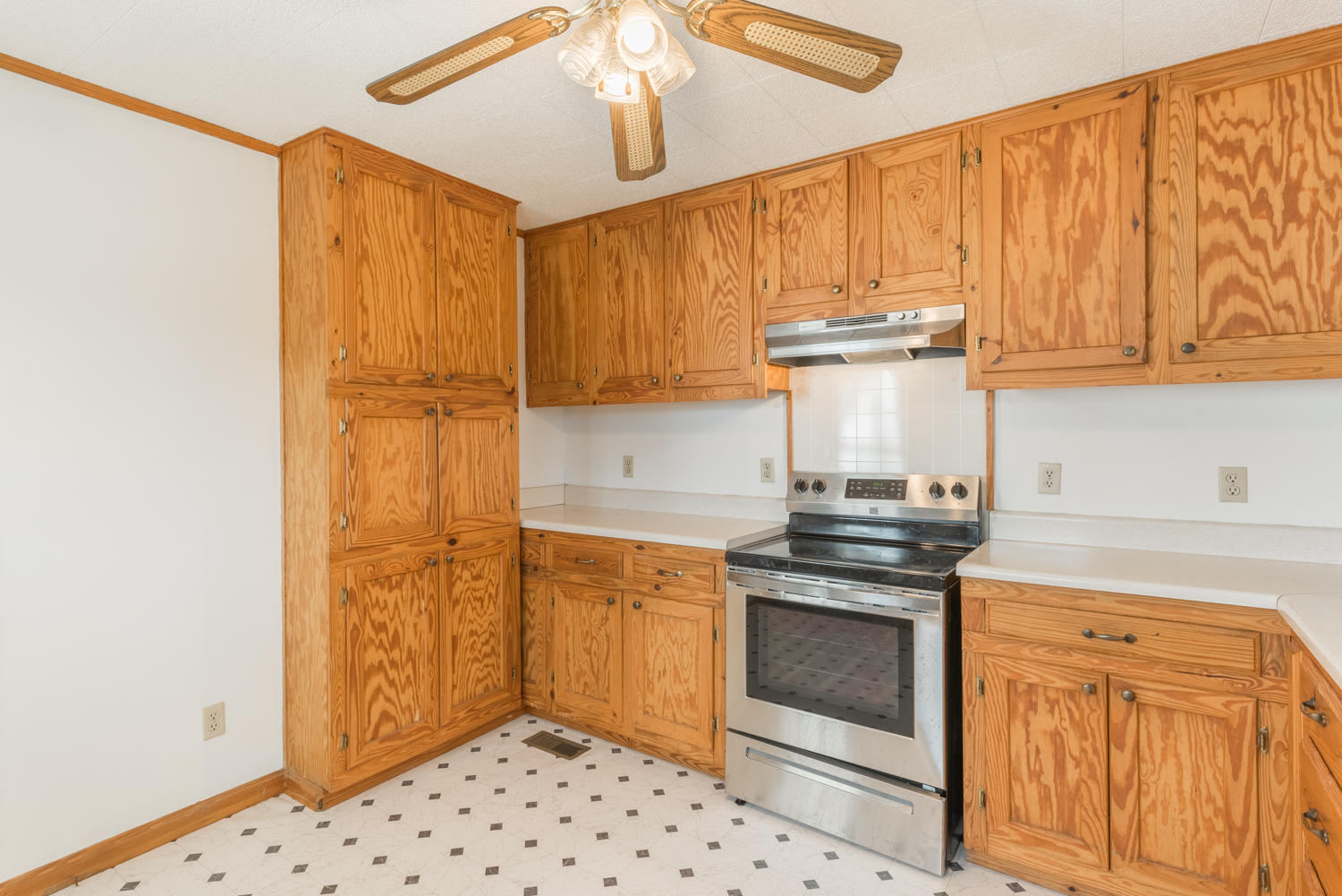 953 Chattanooga Valley Road Flintstone, GA 30725 - Photo 10 of 19 953_Chattanooga_Valley_Rd_21