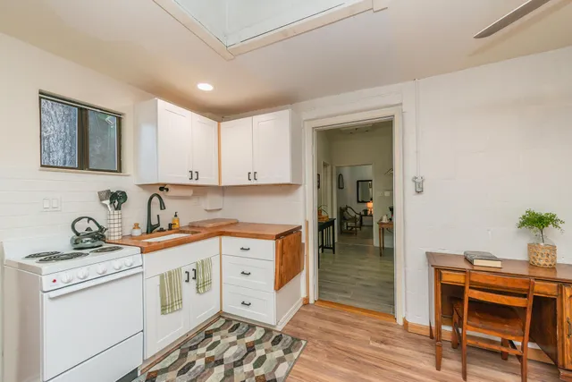 $324,000 | 493 Main Street, Weaverville, CA 96093