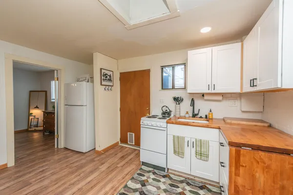 $324,000 | 493 Main Street, Weaverville, CA 96093