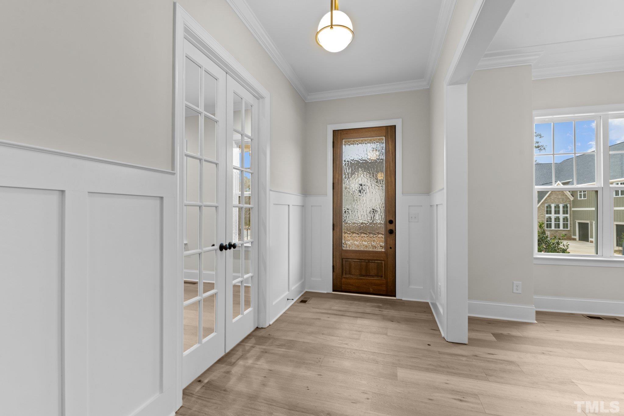 9321 Field Maple Court Raleigh, NC 27613 - Photo 4 of 44