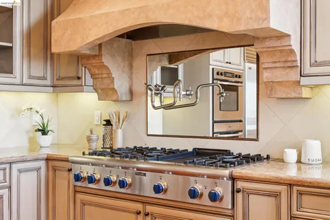 $2,475,000 | 6611 Elverton Drive, Oakland, CA 94611