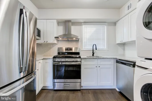 $2,950 | 187 Scott Drive, Manassas Park, VA 20111