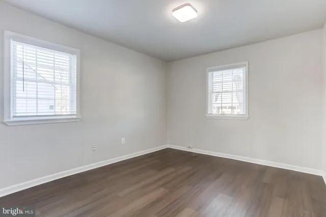 $2,950 | 187 Scott Drive, Manassas Park, VA 20111