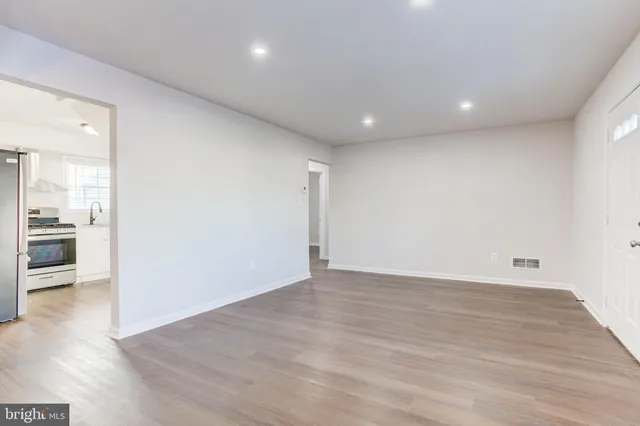 $2,950 | 187 Scott Drive, Manassas Park, VA 20111