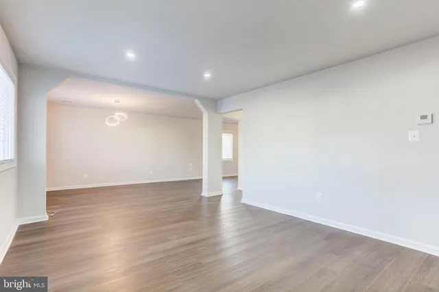 $2,950 | 187 Scott Drive, Manassas Park, VA 20111