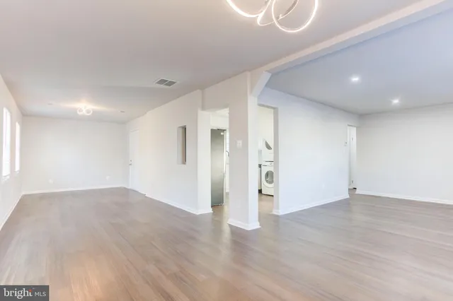 $2,950 | 187 Scott Drive, Manassas Park, VA 20111