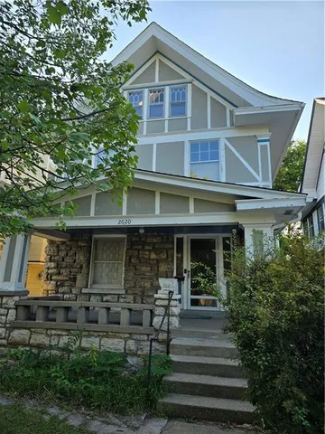 $300,000 | 2620 Charlotte Street, Kansas City, MO 64108