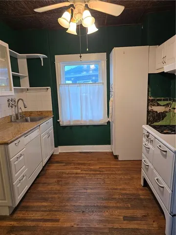 $300,000 | 2620 Charlotte Street, Kansas City, MO 64108