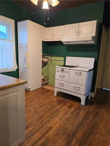 $300,000 | 2620 Charlotte Street, Kansas City, MO 64108