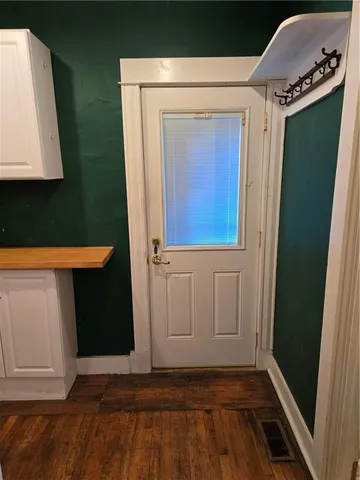 $300,000 | 2620 Charlotte Street, Kansas City, MO 64108