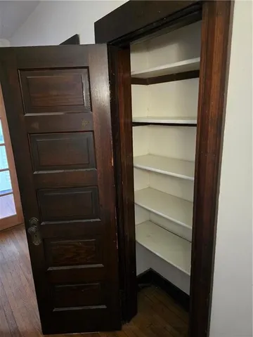 $300,000 | 2620 Charlotte Street, Kansas City, MO 64108