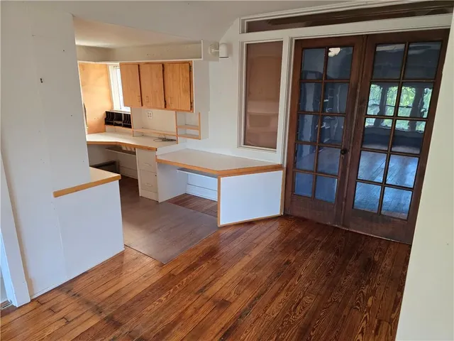 $300,000 | 2620 Charlotte Street, Kansas City, MO 64108