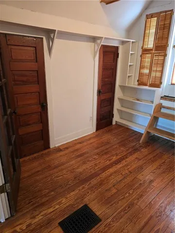 $300,000 | 2620 Charlotte Street, Kansas City, MO 64108