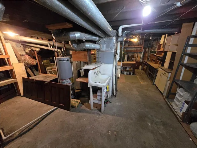 $300,000 | 2620 Charlotte Street, Kansas City, MO 64108