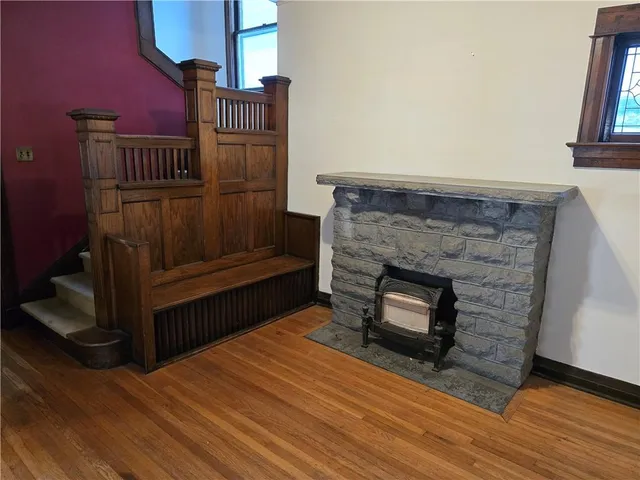 $300,000 | 2620 Charlotte Street, Kansas City, MO 64108