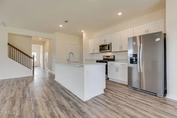 $549,900 | 804 Pinhoti Street, Johnson City, TN 37604