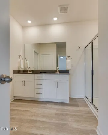 $549,900 | 804 Pinhoti Street, Johnson City, TN 37604