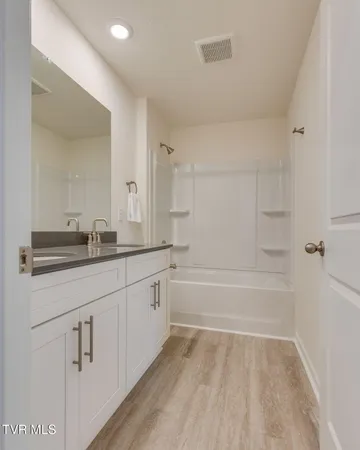 $549,900 | 804 Pinhoti Street, Johnson City, TN 37604