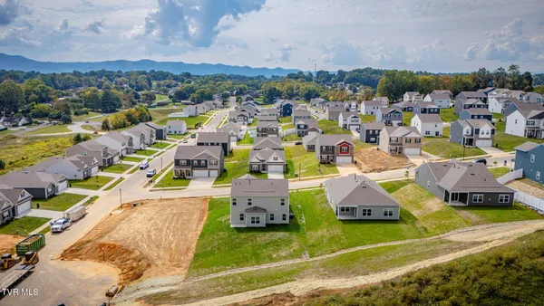 $549,900 | 804 Pinhoti Street, Johnson City, TN 37604