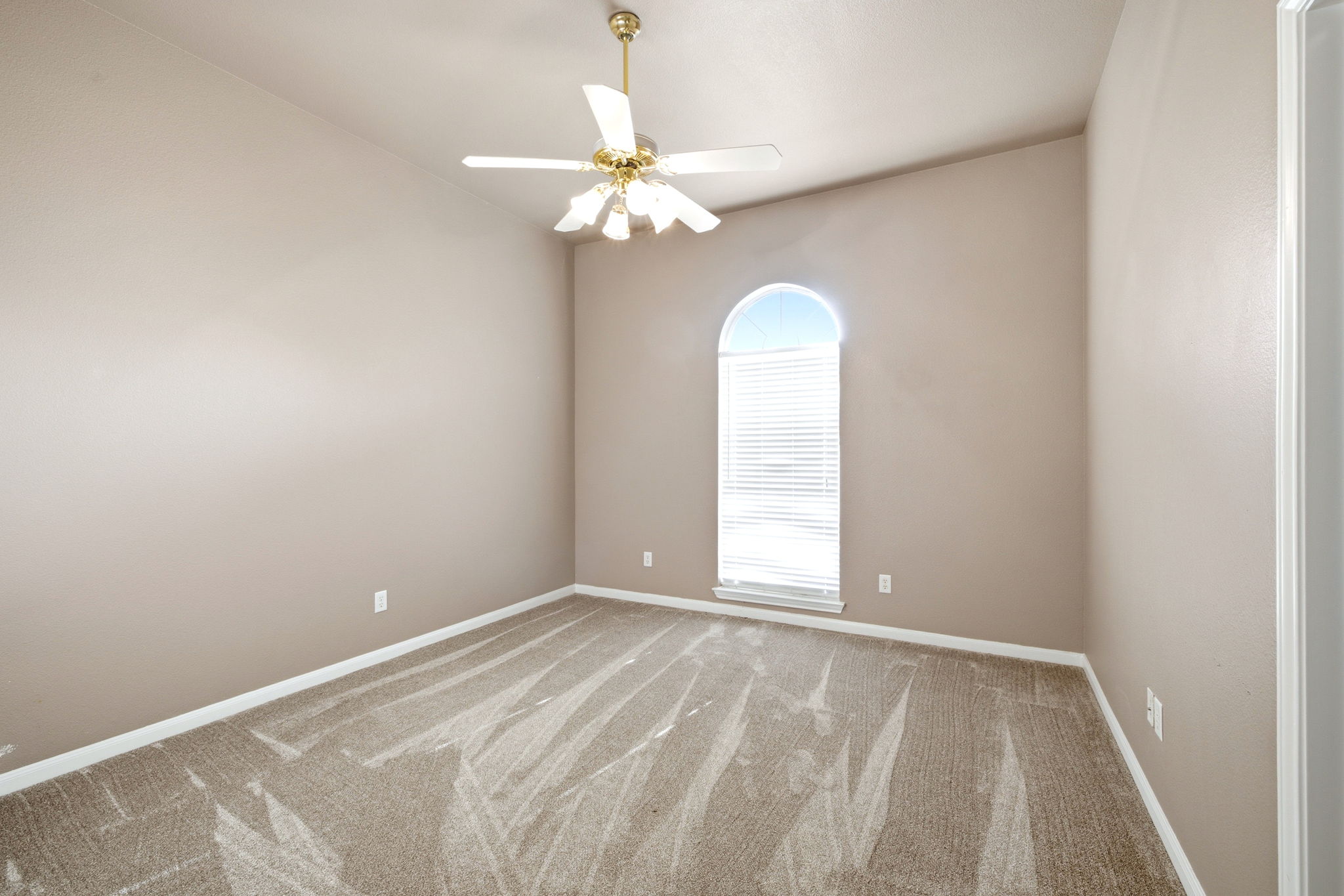 271 Rollin N Ranch Road Blanco, TX 78606 - Photo 25 of 40 Gallery Image 25