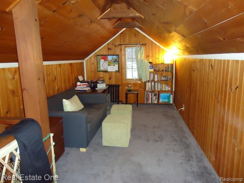 9551 Stark Road Livonia, MI 48150 - Photo 12 of 14 Master Bedroom Sitting Area