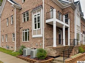 407 Spring Street, Unit 407 Davidson, NC 28036 - Photo 2 of 15 Gallery Image 2