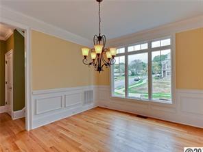 407 Spring Street, Unit 407 Davidson, NC 28036 - Photo 4 of 15 Gallery Image 4