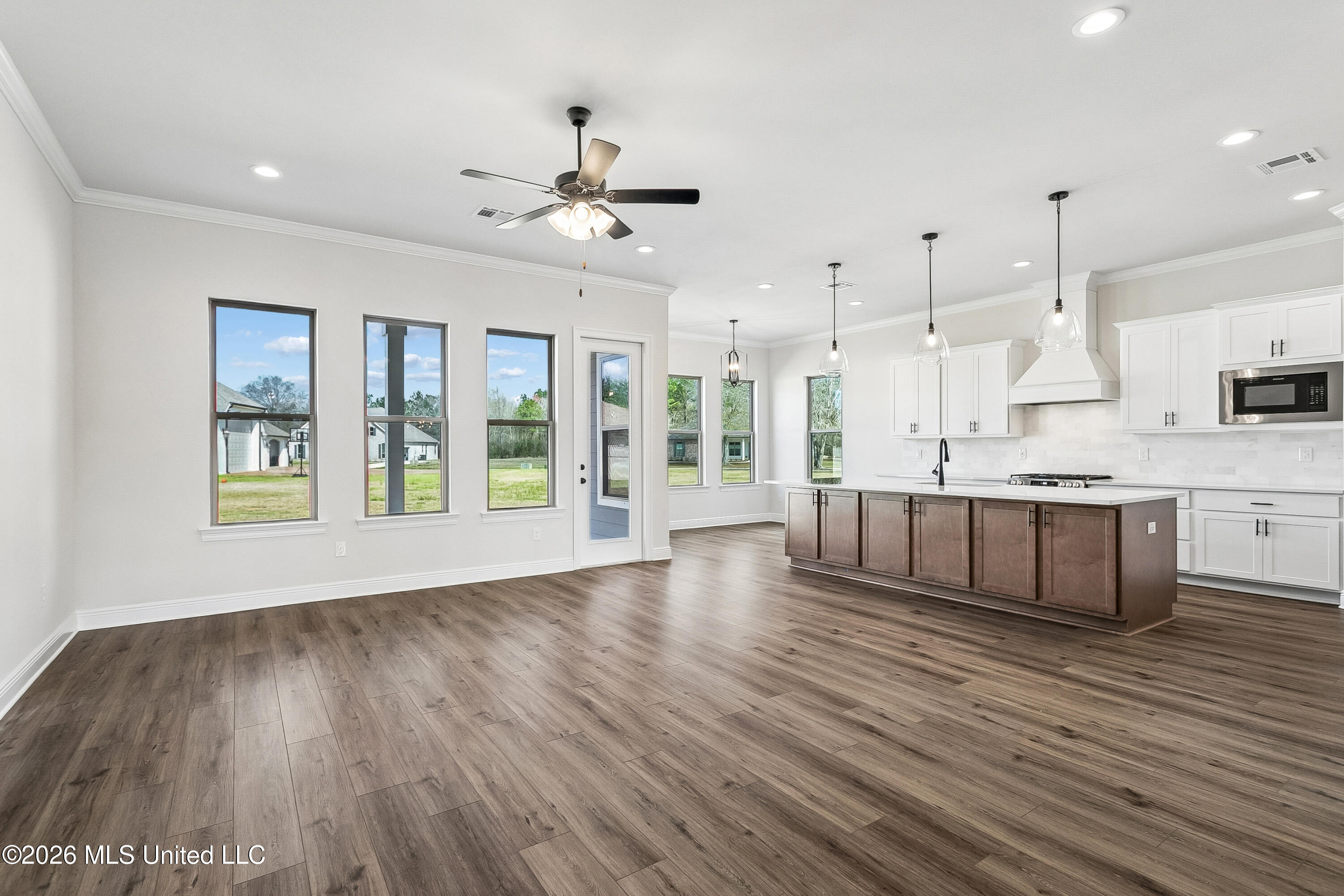 302 Stewart Point Picayune, MS 39466 - Photo 6 of 27 04 (4)