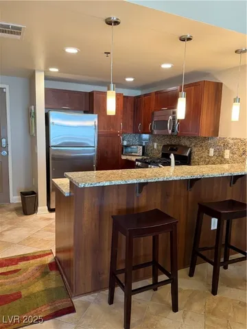 $1,495 | 150 South Las Vegas Boulevard, Unit 1202, Las Vegas, NV 89101