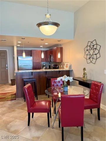 $1,495 | 150 South Las Vegas Boulevard, Unit 1202, Las Vegas, NV 89101