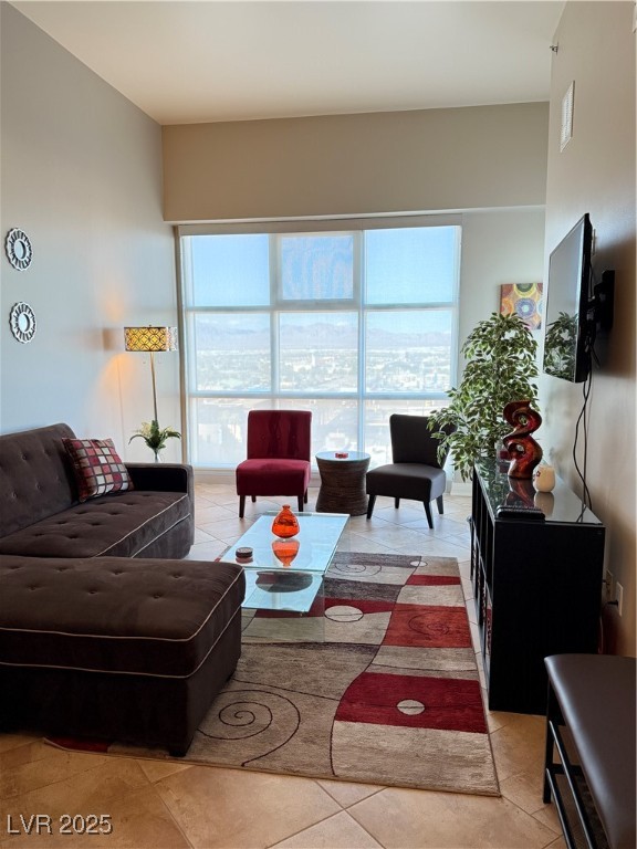 150 South Las Vegas Boulevard, Unit 1202 Las Vegas, NV 89101 - Photo 9 of 20