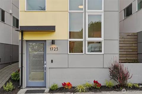 a view of a entryway door of the house