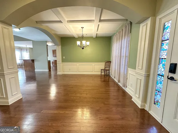 $379,900 | 130 Hamilton Lake Drive, LaGrange, GA 30241