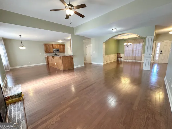 $379,900 | 130 Hamilton Lake Drive, LaGrange, GA 30241