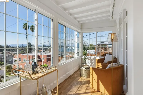 $1,098,000 | 8301 Ney Avenue, Oakland, CA 94605