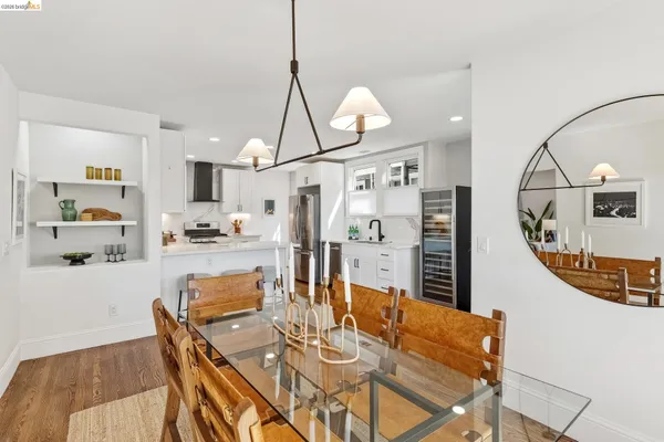 $1,098,000 | 8301 Ney Avenue, Oakland, CA 94605