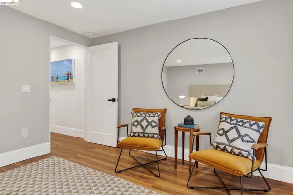 $1,098,000 | 8301 Ney Avenue, Oakland, CA 94605